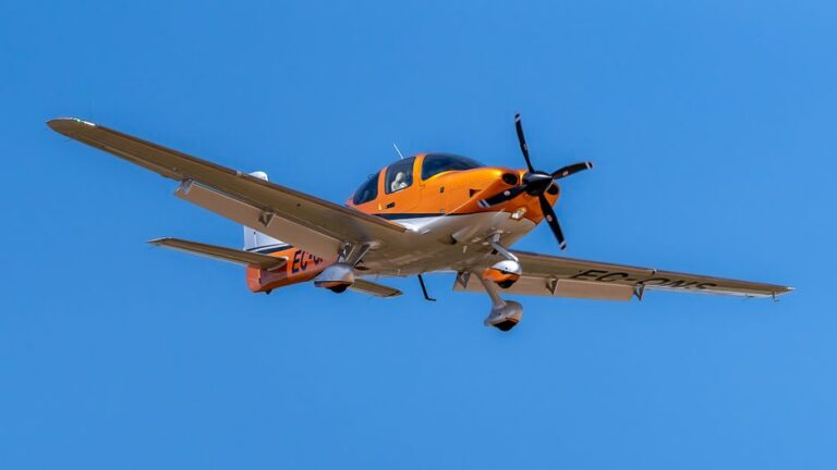 escuela de vuelo cerca